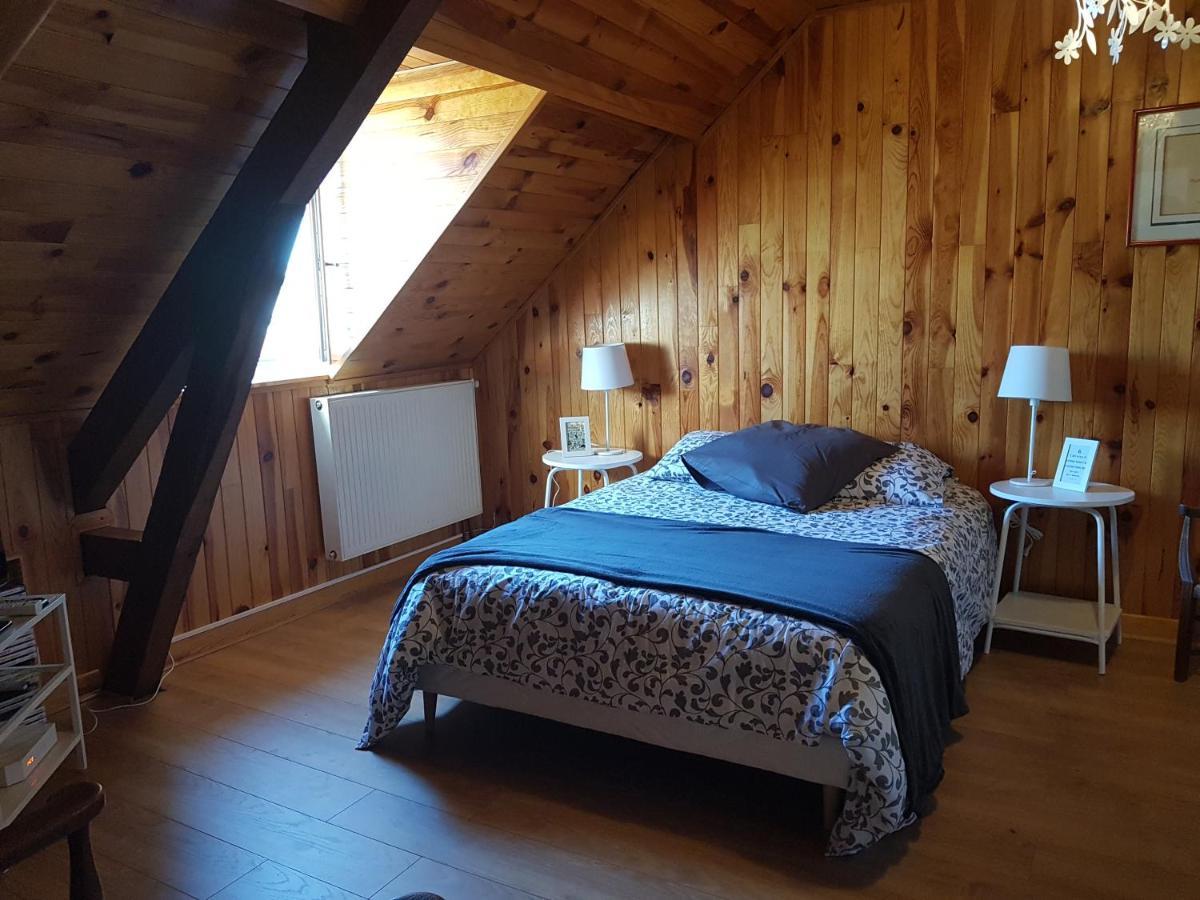 Le Bearn Sous Les Toits Bed & Breakfast Nay  Exterior foto
