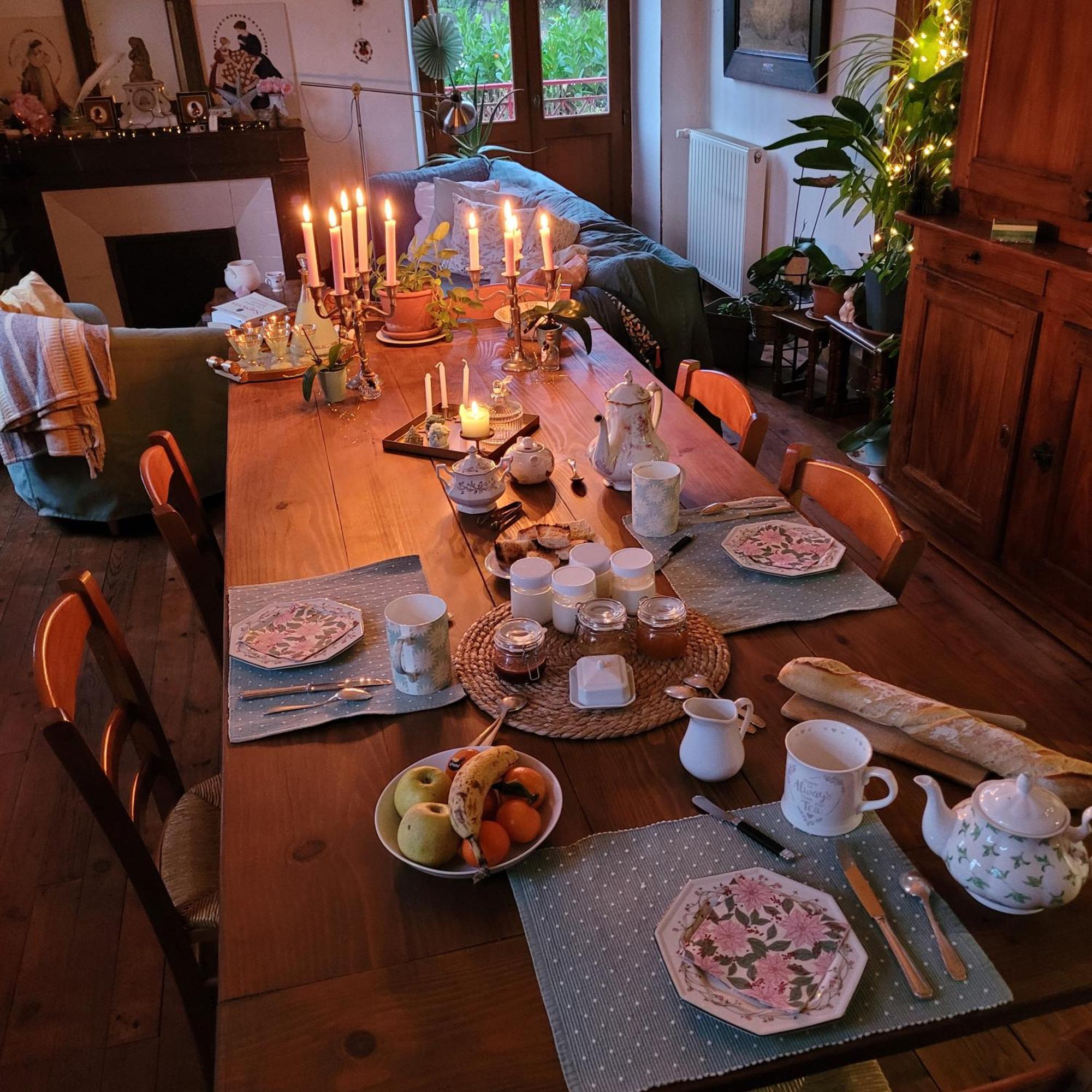 Le Bearn Sous Les Toits Bed & Breakfast Nay  Exterior foto